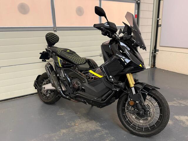 Honda Scooter NC 750 X-ADV  custom full o