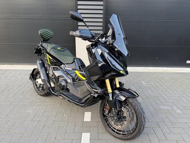 Honda Scooter NC 750 X-ADV  custom full o