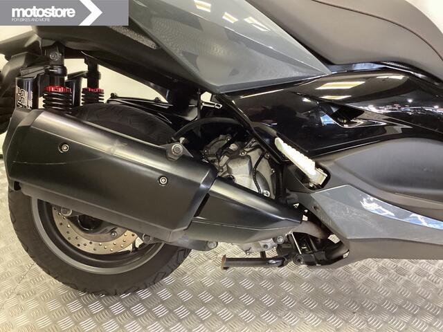 Yamaha X-MAX 300 TECH MAX