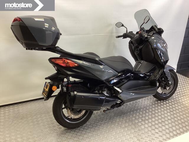 Yamaha X-MAX 300 TECH MAX