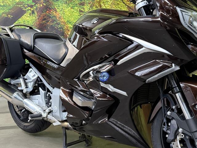 Yamaha FJR 1300AE Explorer Orgineel Nederlands