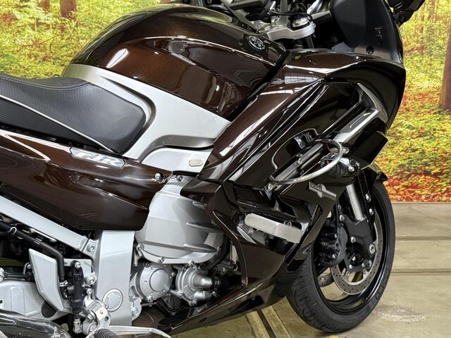 Yamaha FJR 1300AE Explorer Orgineel Nederlands