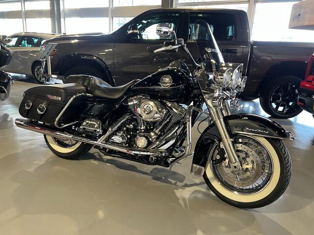 Harley Davidson Tour 96 FLHRC Road King Classic