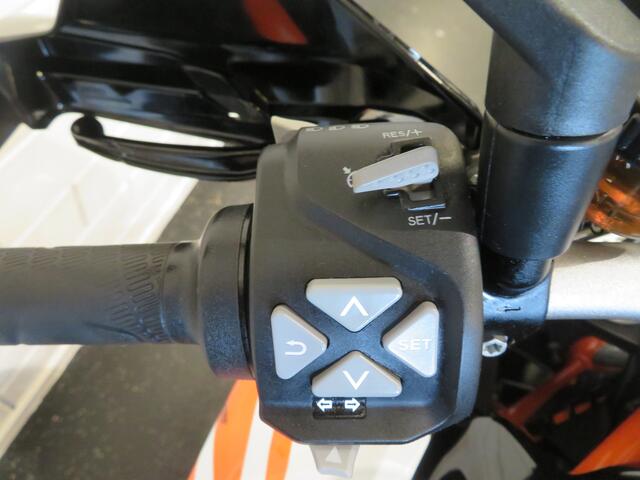 KTM KTM 1290 SUPERDUKE GT TECKPACK AKRA