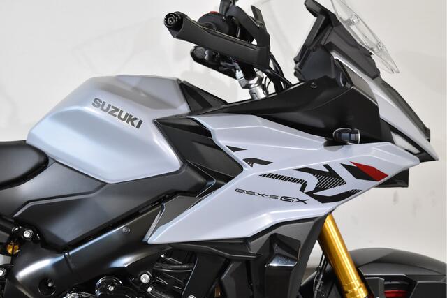 Suzuki GSX-S1000 GX