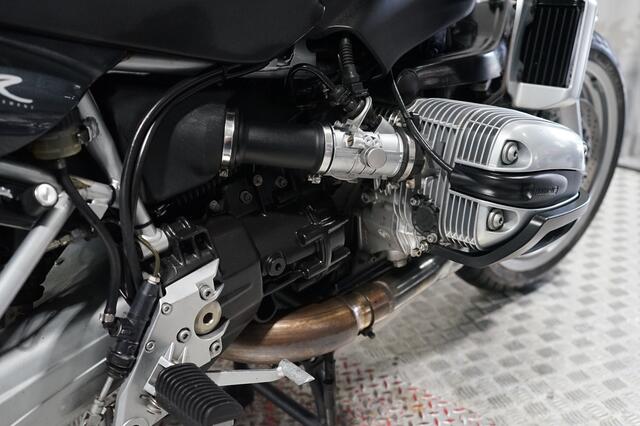 BMW R1100r