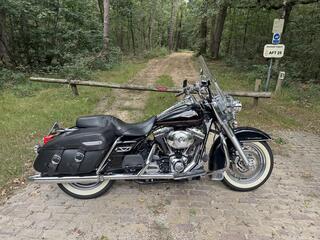 Harley Davidson 88 FLHRCI Road King Classic Origineel NL