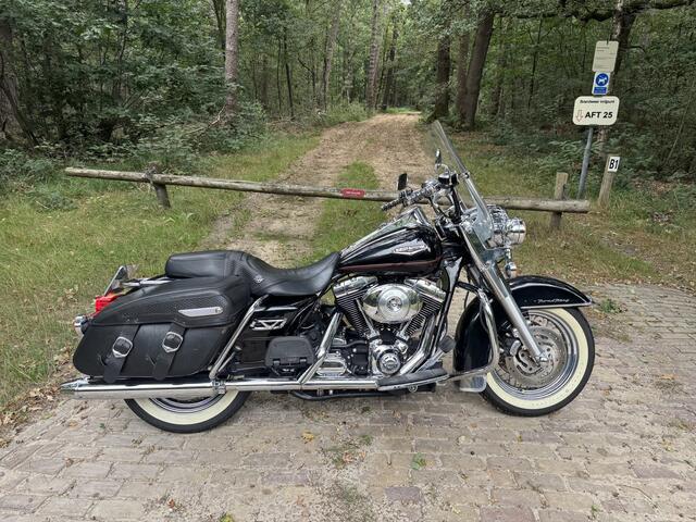 Harley Davidson 88 FLHRCI Road King Classic Origineel NL