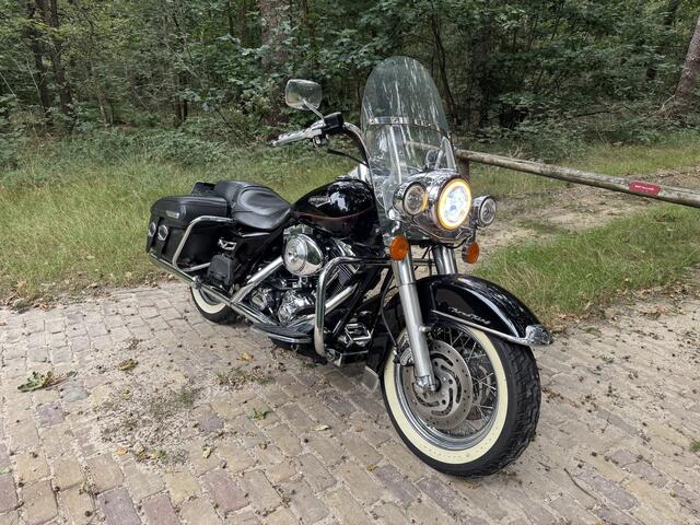 Harley Davidson 88 FLHRCI Road King Classic Origineel NL