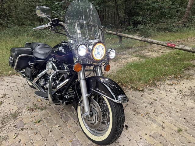 Harley Davidson 88 FLHRCI Road King Classic Origineel NL