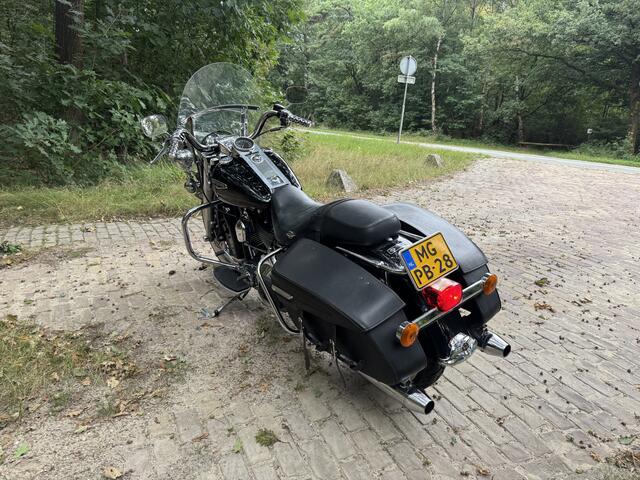 Harley Davidson 88 FLHRCI Road King Classic Origineel NL