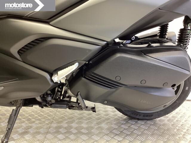 Yamaha X-MAX 300 ABS