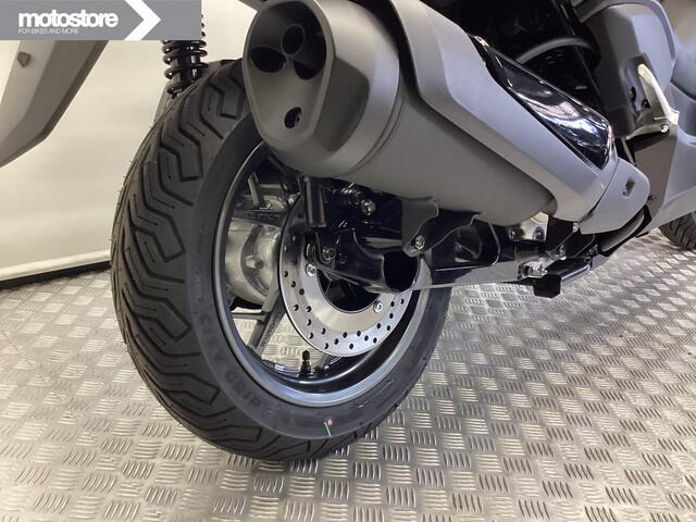 Yamaha X-MAX 300 ABS