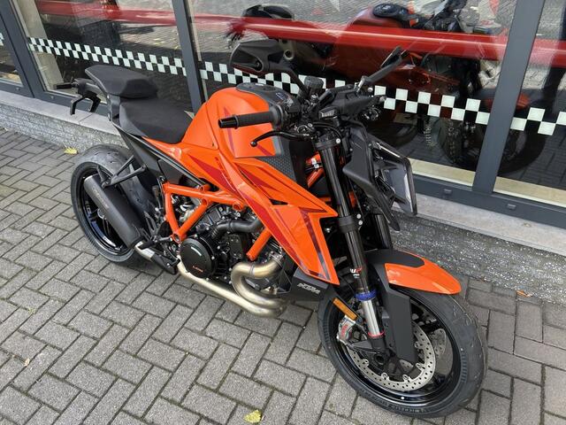 KTM 1390 SUPER DUKE R EVO