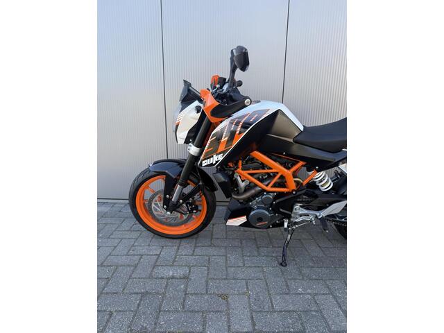 KTM 390 Duke ABS