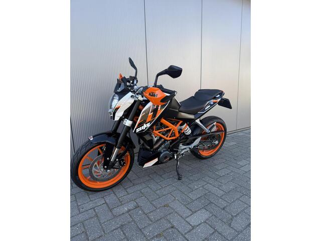 KTM 390 Duke ABS