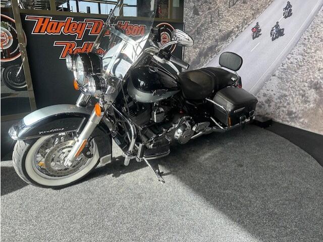 Harley Davidson Flhrci Road King Classic