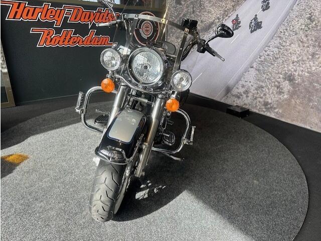 Harley Davidson Flhrci Road King Classic