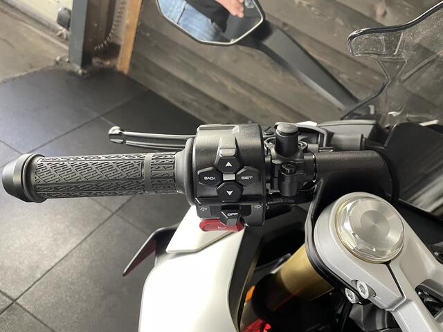 Cfmoto 450sr TC ZIRCON BLACK A2