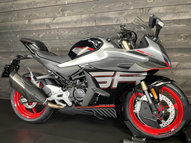 Cfmoto 450sr TC ZIRCON BLACK A2