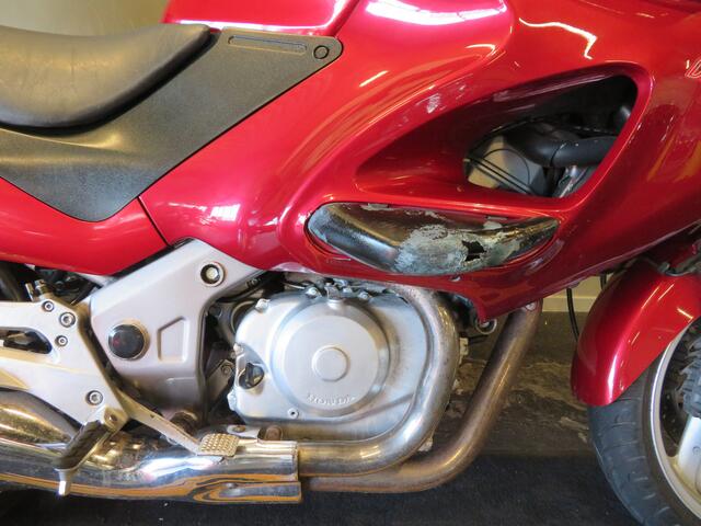Honda NT 650 DEAUVILLE TOURBUFFEL