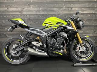 Triumph STREET TRIPLE MOTO2 EDITION