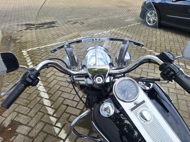 Harley Davidson Road King 88 Flhrci Classic Origineel NL