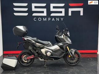 Honda Scooter X ADV 750 Akrapovic Top/Zijkoffe