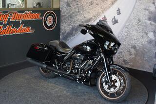 Harley Davidson FLHXST STREET GLIDE ST
