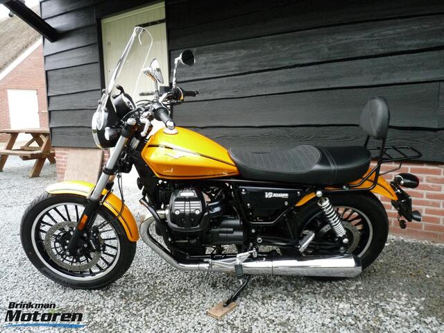 Moto Guzzi V9 Roamer