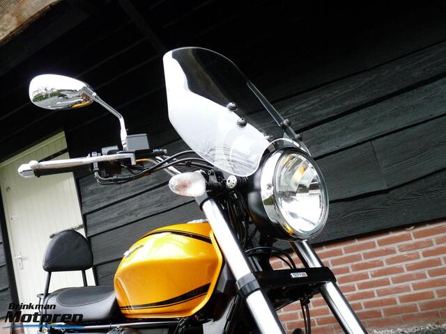Moto Guzzi V9 Roamer
