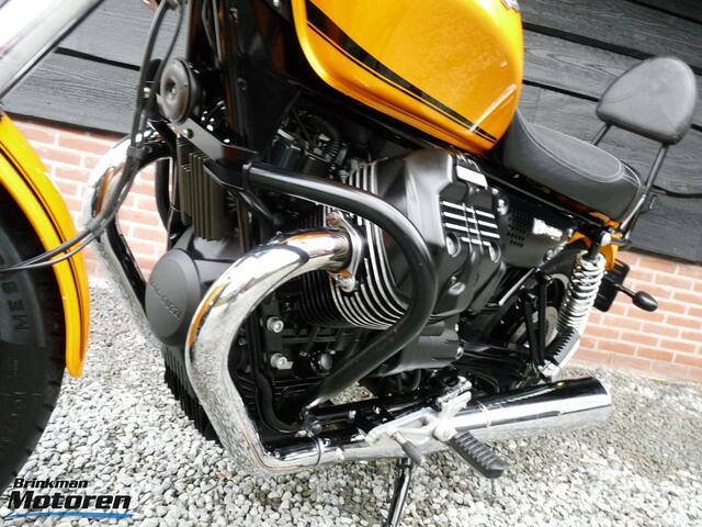 Moto Guzzi V9 Roamer