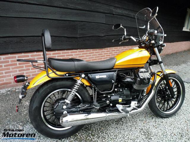 Moto Guzzi V9 Roamer