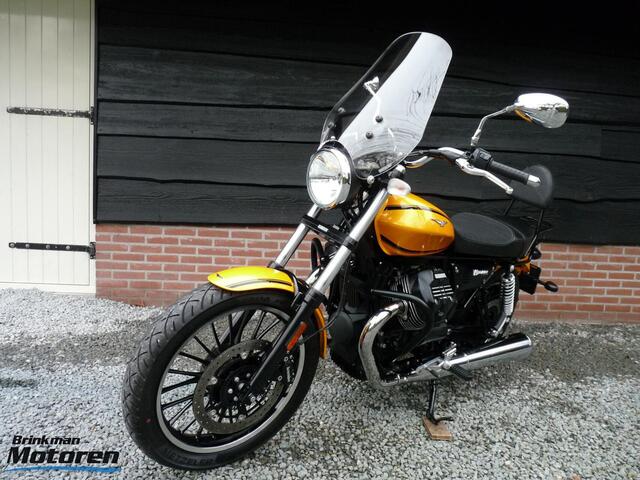 Moto Guzzi V9 Roamer
