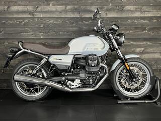 Moto Guzzi V7 IV 850 SPECIAL