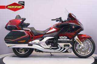 Honda GOLDWING 1800 TOURING DELUXE