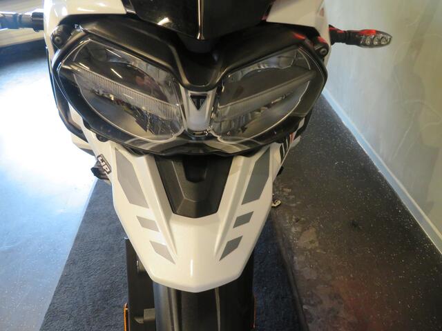 Triumph Tiger 1200 EXPLORER ALPINE ARROW