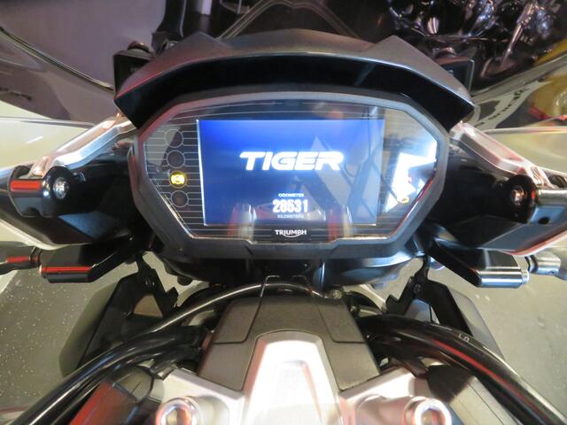 Triumph Tiger 1200 EXPLORER ALPINE ARROW