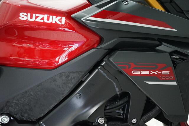 Suzuki GSX-S1000