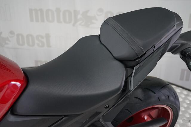 Suzuki GSX-S1000