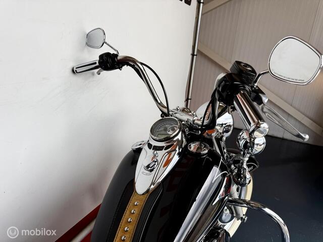 Harley Davidson 96 FLSTC Heritage Classic