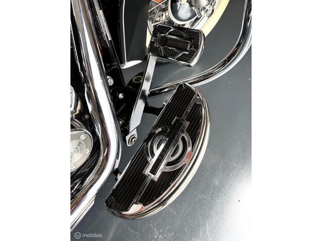 Harley Davidson 96 FLSTC Heritage Classic
