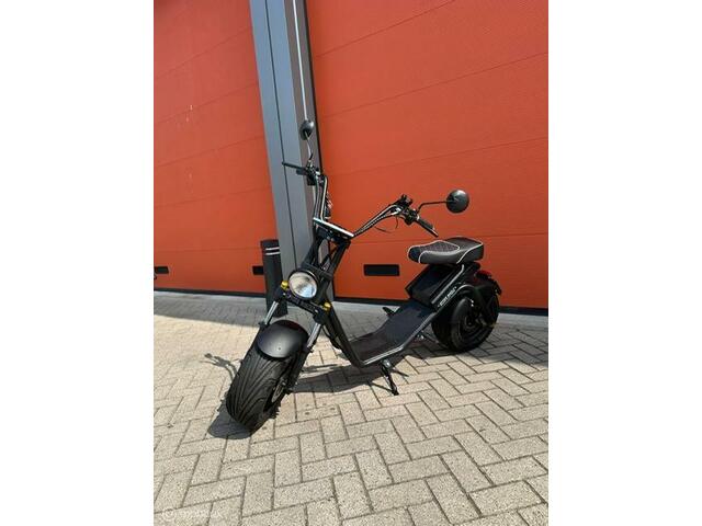 Overige Spyder WHEELZ Snorscooter E-Chopper 2.3