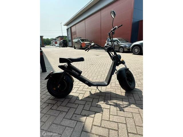 Overige Spyder WHEELZ Snorscooter E-Chopper 2.3