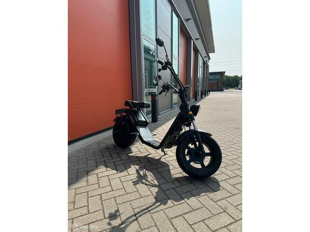 Overige Spyder WHEELZ Snorscooter E-Chopper 2.3