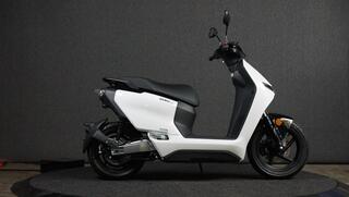 Overige Onbekend LS1 NIEUW NET BINENNEN!! LS1