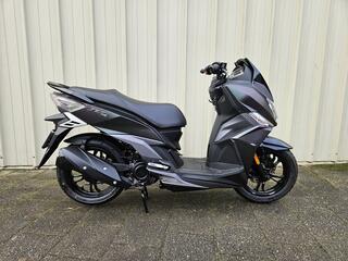 Sym Yet 14 Mamba green